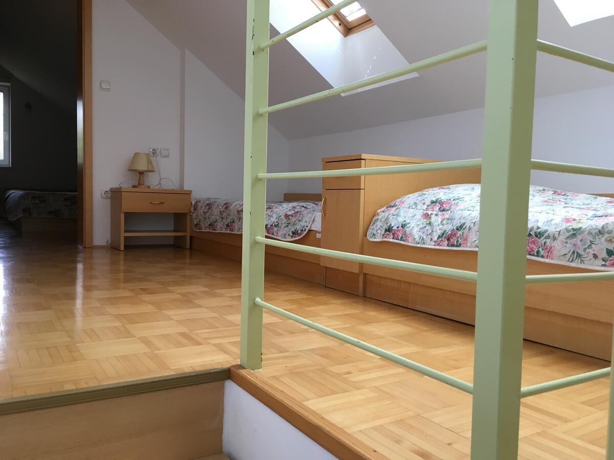 J-Max Apartment เบลด ภายนอก รูปภาพ