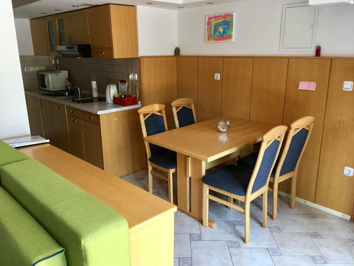 J-Max Apartment เบลด ภายนอก รูปภาพ